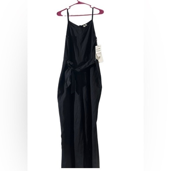 TREASURE & BOND NWT Nordstrom Black Jumpsuit Size M - Picture 1 of 3